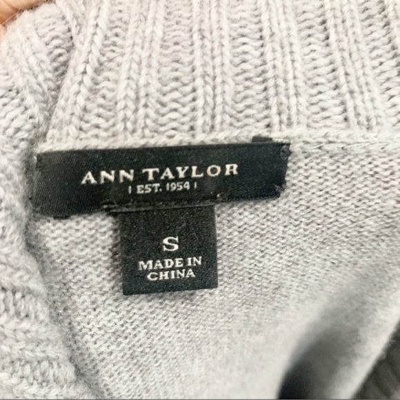 Ann Taylor Women’s Cowl Neck Sweater - Picture 4 of 6
